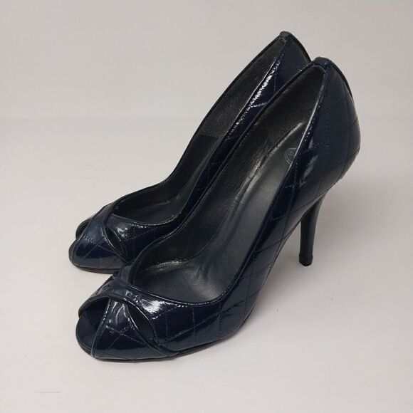 Stuart Weitzman DARK Navy Blue. Leather uppers and leather sole. Size 6 M - Picture 4 of 12